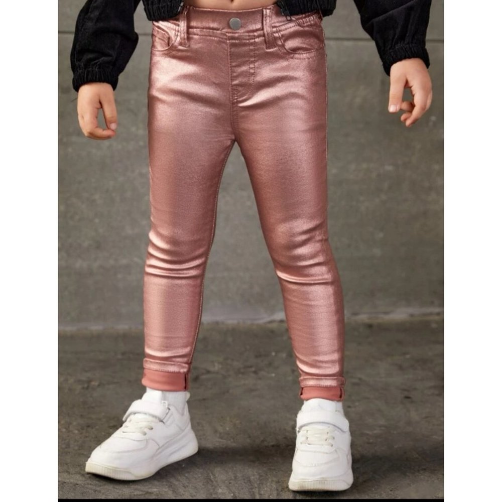SHEIN Toddler Girls Elastic Waist Skinny Jeans Color: Shiny pink Size:6Y (43-46